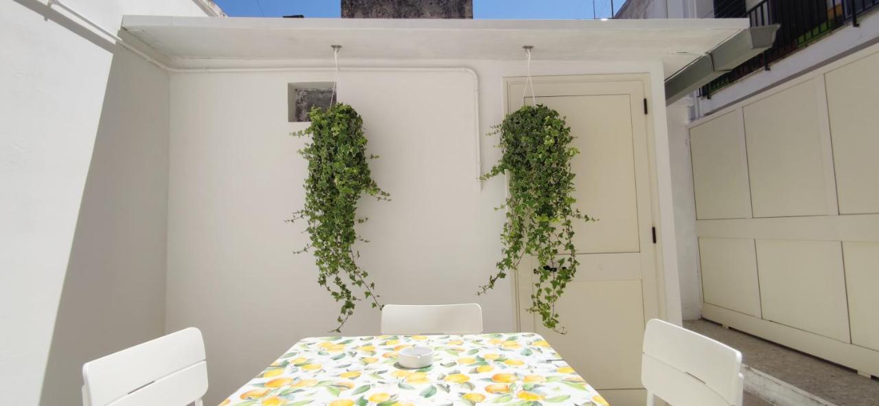 Family And Friends House Apartment Лече Екстериор снимка